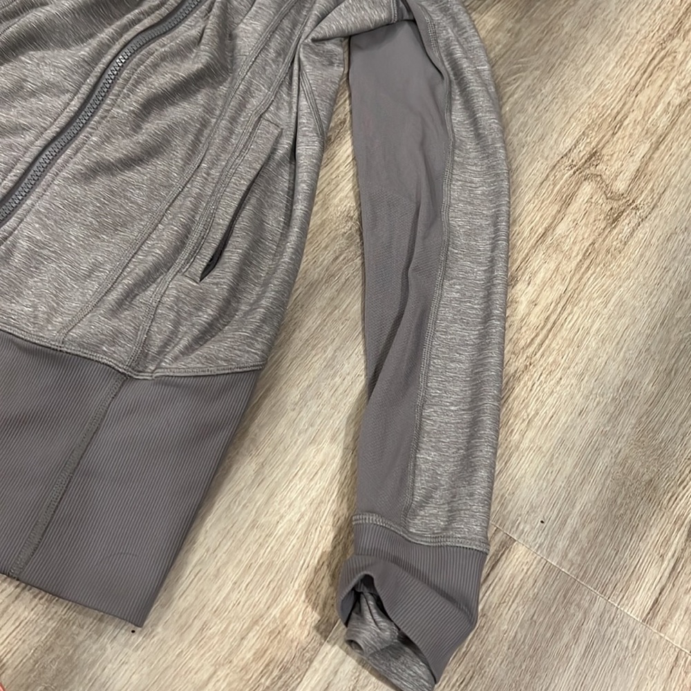 LULULEMON jacket - Picture 4 of 6